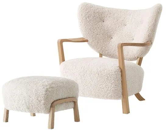 &Tradition Wulff ATD2-fåtölj i fårskinn Moonlight/ek, inkluderar fotpall ATD3